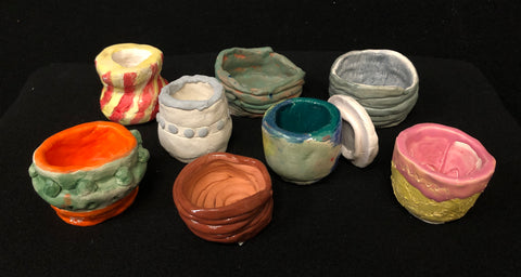 Pottery Group 8/ 044-051 (8 Items)